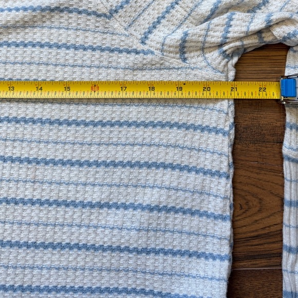 Free People We The Free Drip Thermal Cowl Neck Sweater High Low Hem Size Medium - Picture 6 of 9